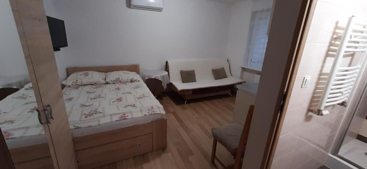 Pokoje Lukasz Wladyslawowo Exterior foto